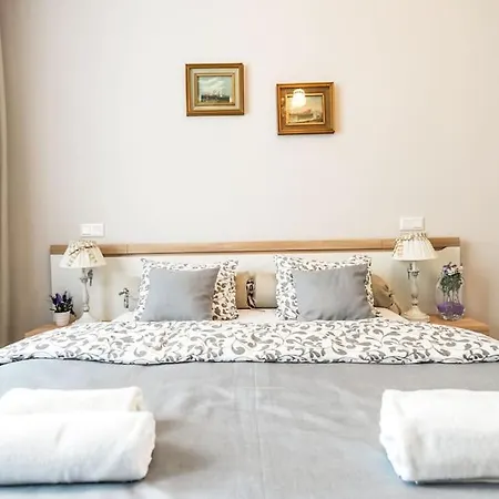 Oli Apartment